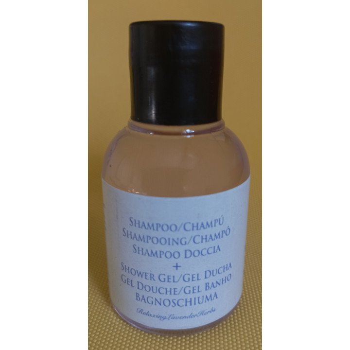 Mix de champú y gel ducha en baño de amenities para hotel