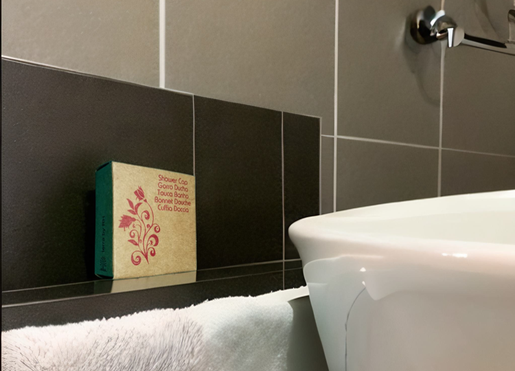 Cheap Hotel Amenities in Kraft recycled paper boxes